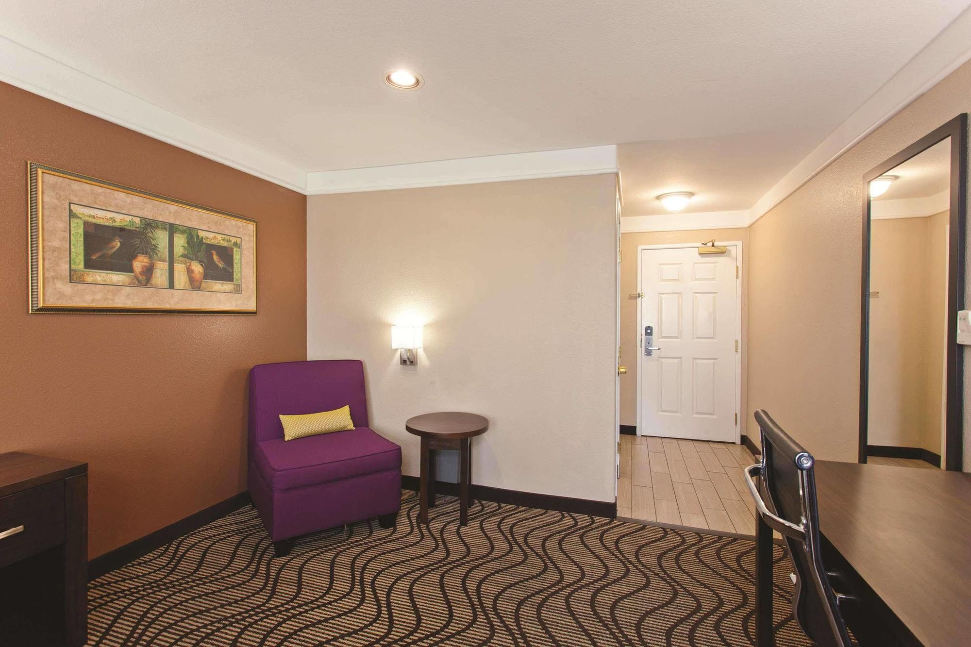 Courtyard By Marriott Victorville Hesperia Exterior foto